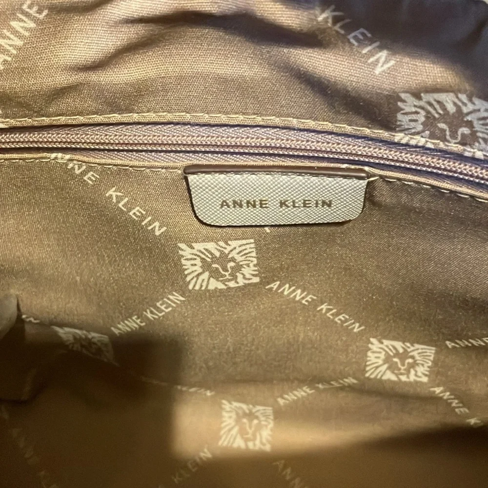 Anne Klein crossbody bag - Picture 9 of 13